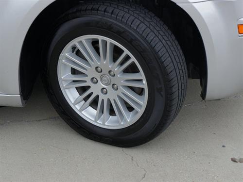 Chrysler 300 2010 photo 1