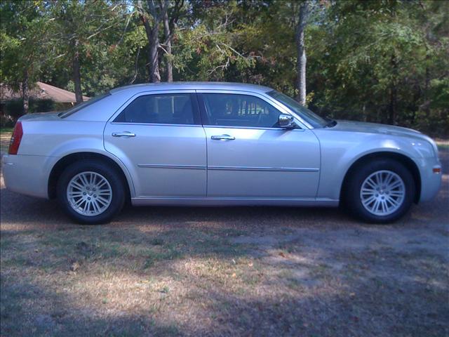 Chrysler 300 2010 photo 5
