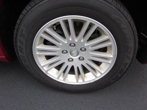 Chrysler 300 2010 photo 2