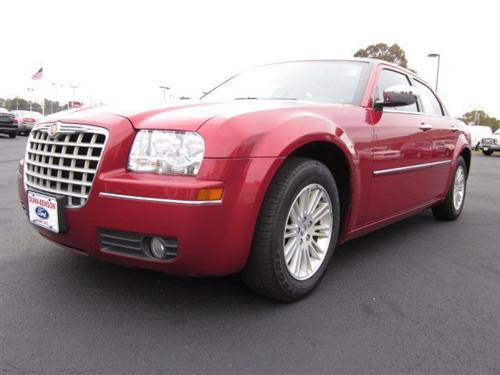 Chrysler 300 2010 photo 4