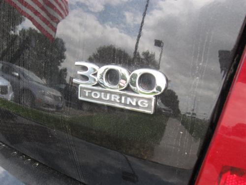 Chrysler 300 2010 photo 4