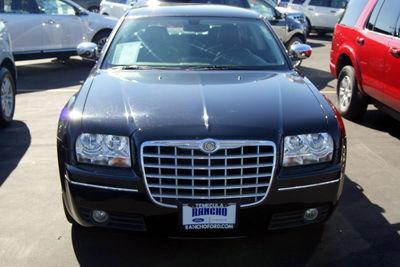 Chrysler 300 2010 photo 1