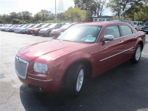 Chrysler 300 2010 photo 2