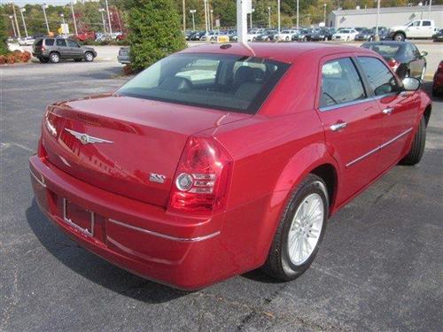 Chrysler 300 2010 photo 5