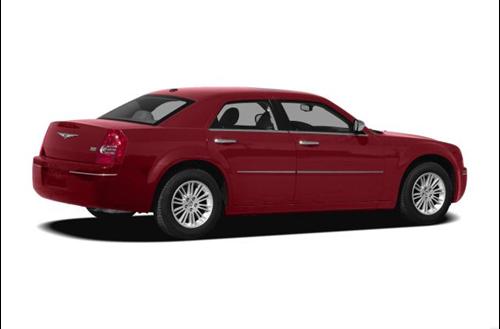 Chrysler 300 2010 photo 2