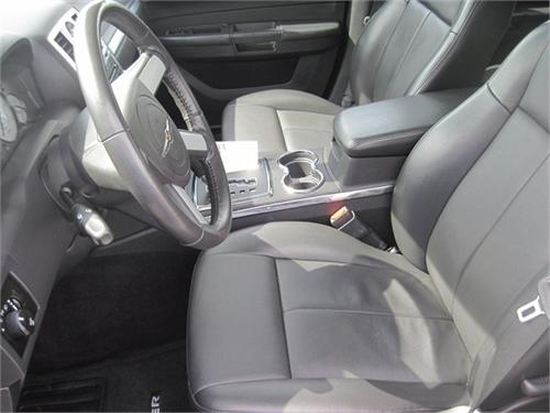 Chrysler 300 2010 photo 3