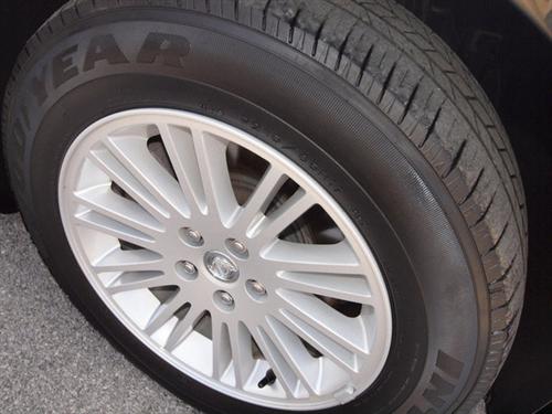 Chrysler 300 2010 photo 1