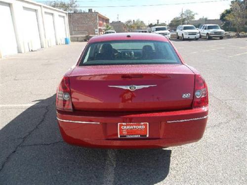 Chrysler 300 2010 photo 3