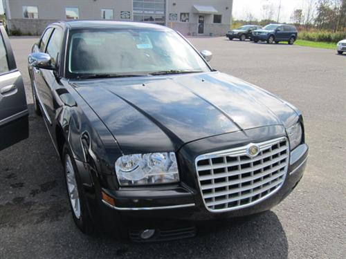 Chrysler 300 2010 photo 5