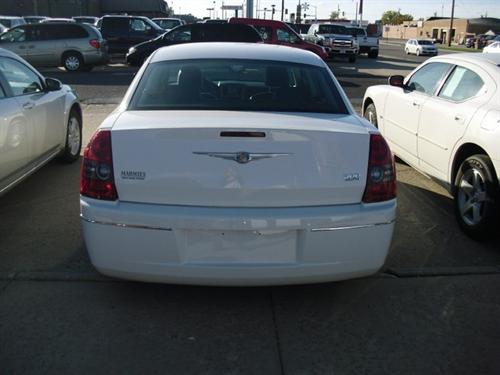 Chrysler 300 2010 photo 5
