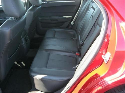 Chrysler 300 2010 photo 5