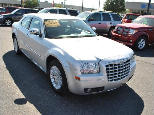Chrysler 300 2010 photo 1