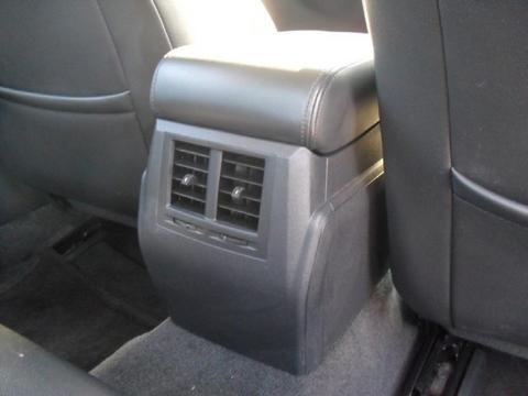 Chrysler 300 2010 photo 3