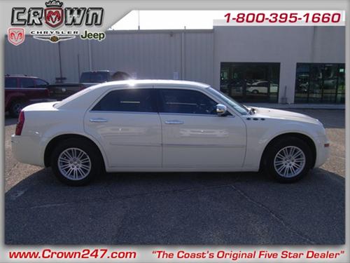 Chrysler 300 2010 photo 1