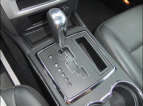 Chrysler 300 2010 photo 3