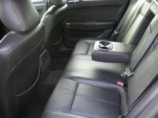 Chrysler 300 2010 photo 3