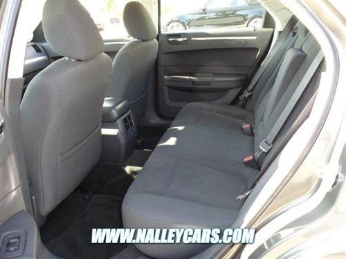 Chrysler 300 2010 photo 3