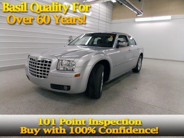 Chrysler 300 2010 photo 4