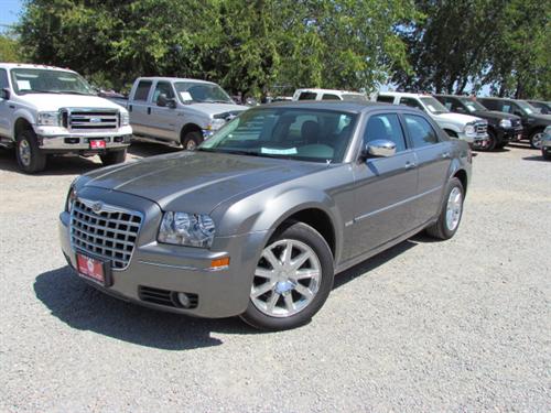 Chrysler 300 2010 photo 4