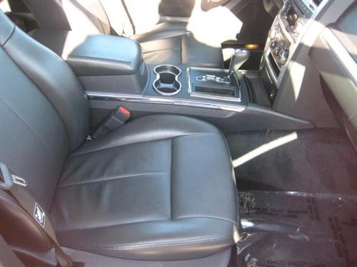 Chrysler 300 2010 photo 1