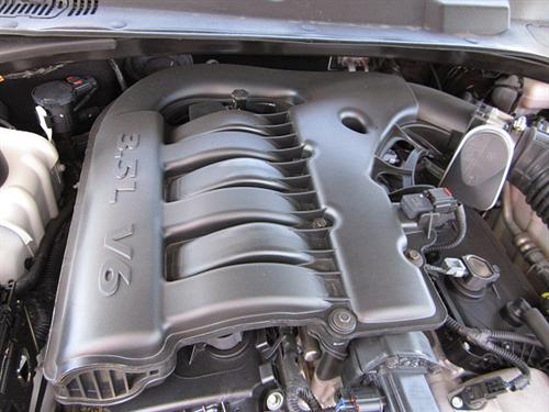 Chrysler 300 2010 photo 3