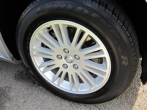 Chrysler 300 2010 photo 3