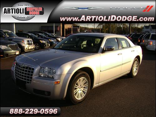 Chrysler 300 2010 photo 1