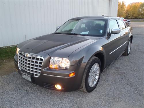 Chrysler 300 2010 photo 4