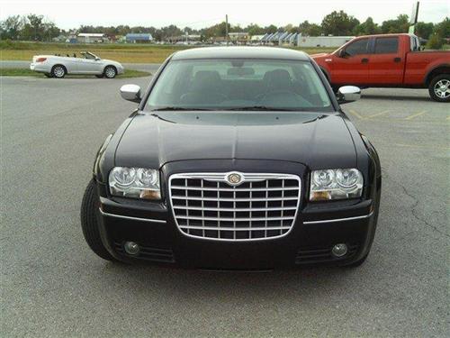 Chrysler 300 2010 photo 1