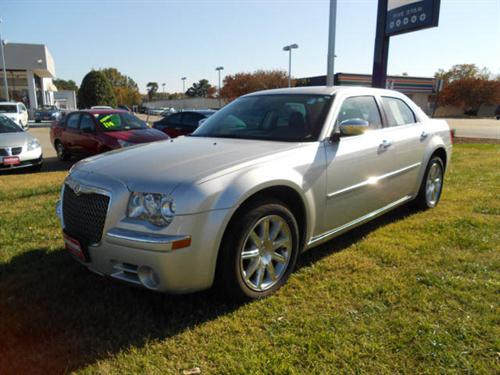 Chrysler 300 SLT 25 Other