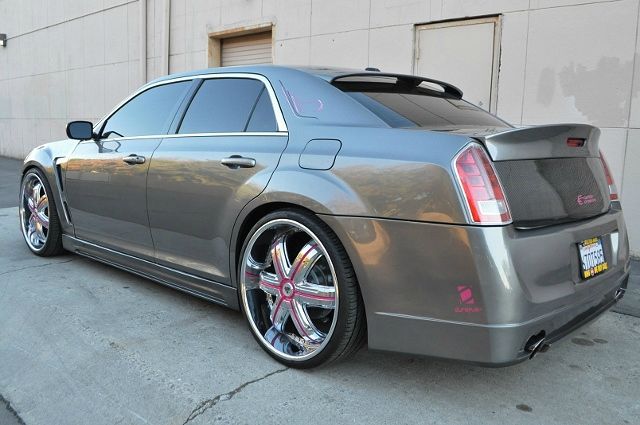 Chrysler 300 2012 photo 1