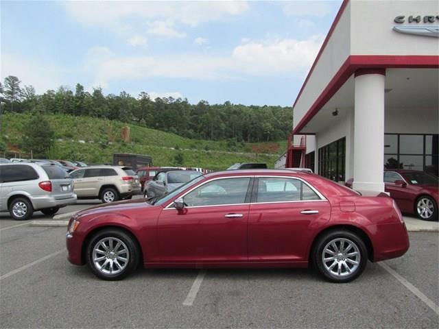 Chrysler 300 2012 photo 4