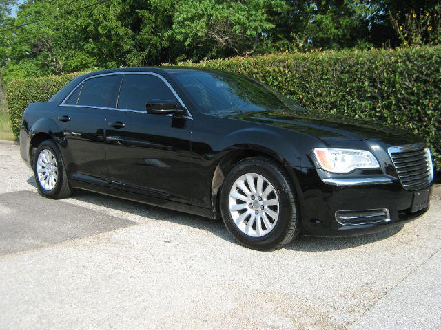 Chrysler 300 2012 photo 3