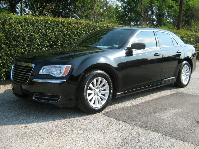Chrysler 300 2012 photo 4