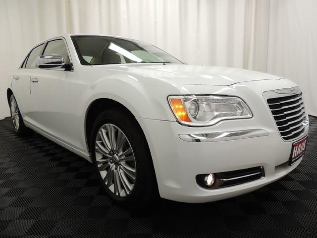 Chrysler 300 2012 photo 1
