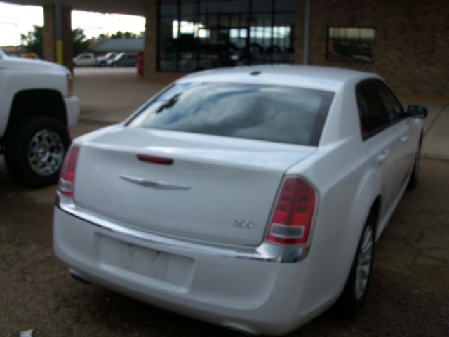 Chrysler 300 5.6S Sedan