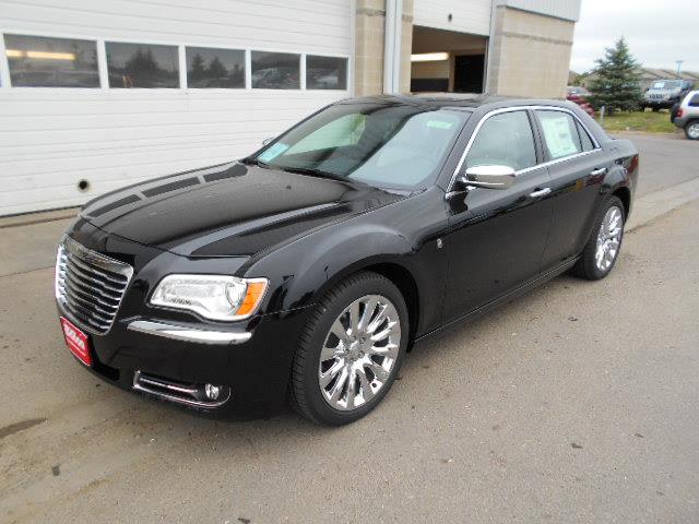 Chrysler 300 2013 photo 3