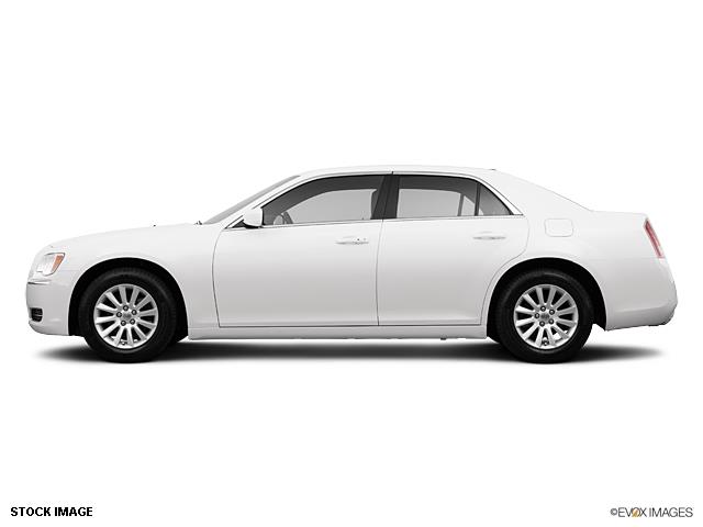 Chrysler 300 2013 photo 3