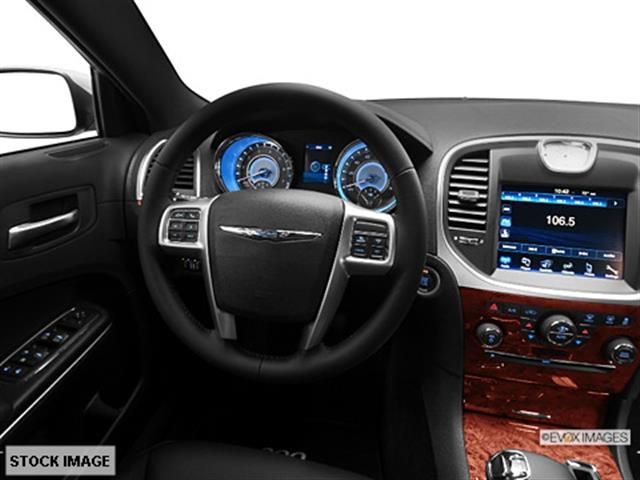 Chrysler 300 2013 photo 4