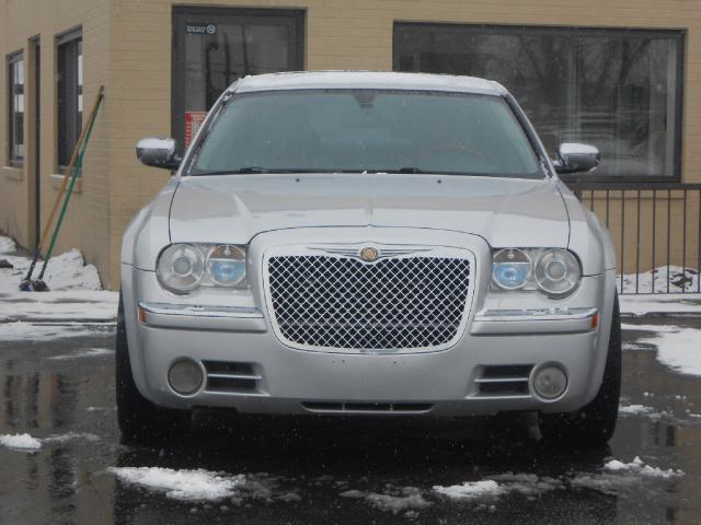 Chrysler 300C 2005 photo 1