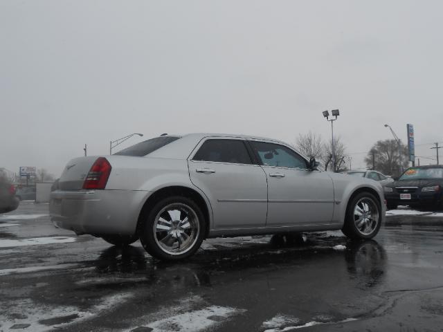 Chrysler 300C 2005 photo 3