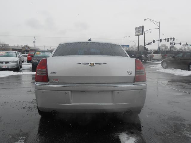 Chrysler 300C 2005 photo 4