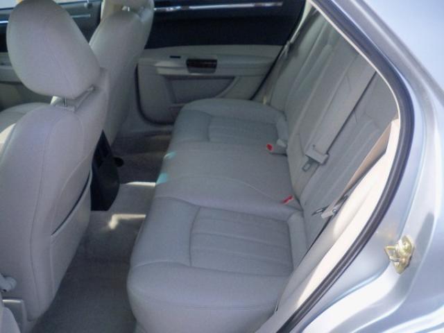 Chrysler 300C 2005 photo 4