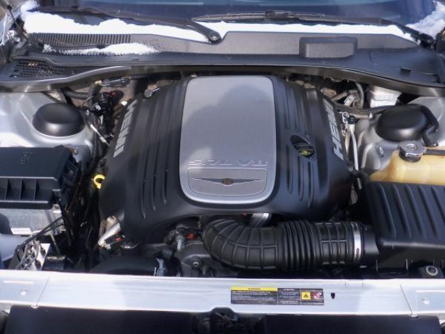 Chrysler 300C 2005 photo 5