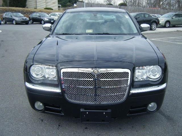 Chrysler 300C 2005 photo 4