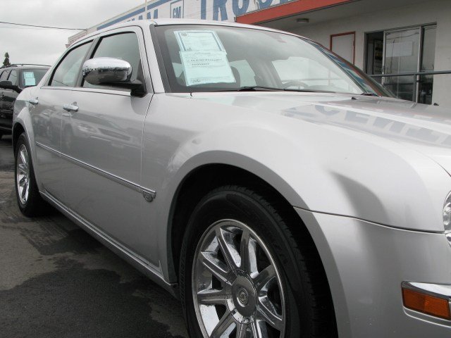 Chrysler 300C 2005 photo 4