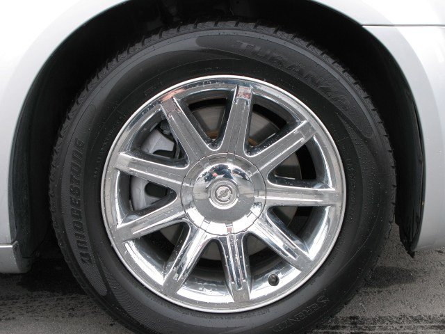 Chrysler 300C 2005 photo 2