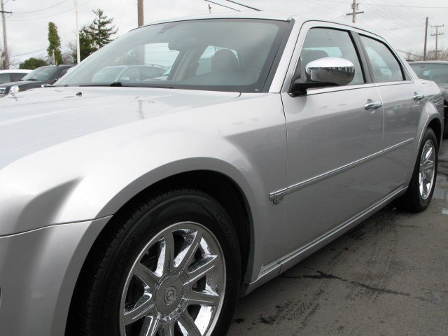 Chrysler 300C 2005 photo 5