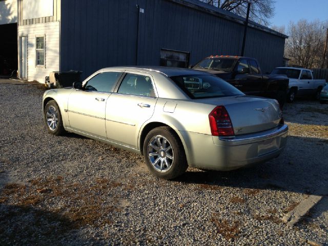 Chrysler 300C 2005 photo 1