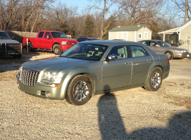 Chrysler 300C 2005 photo 3